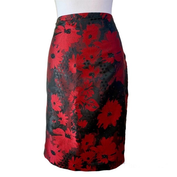 St. John Red and Black Floral Pencil Skirt - Picture 1 of 7
